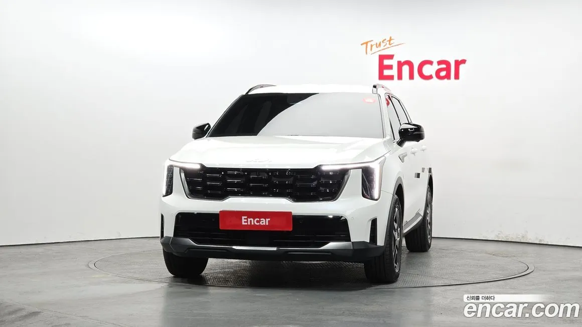 Kia Sorento — фото 5