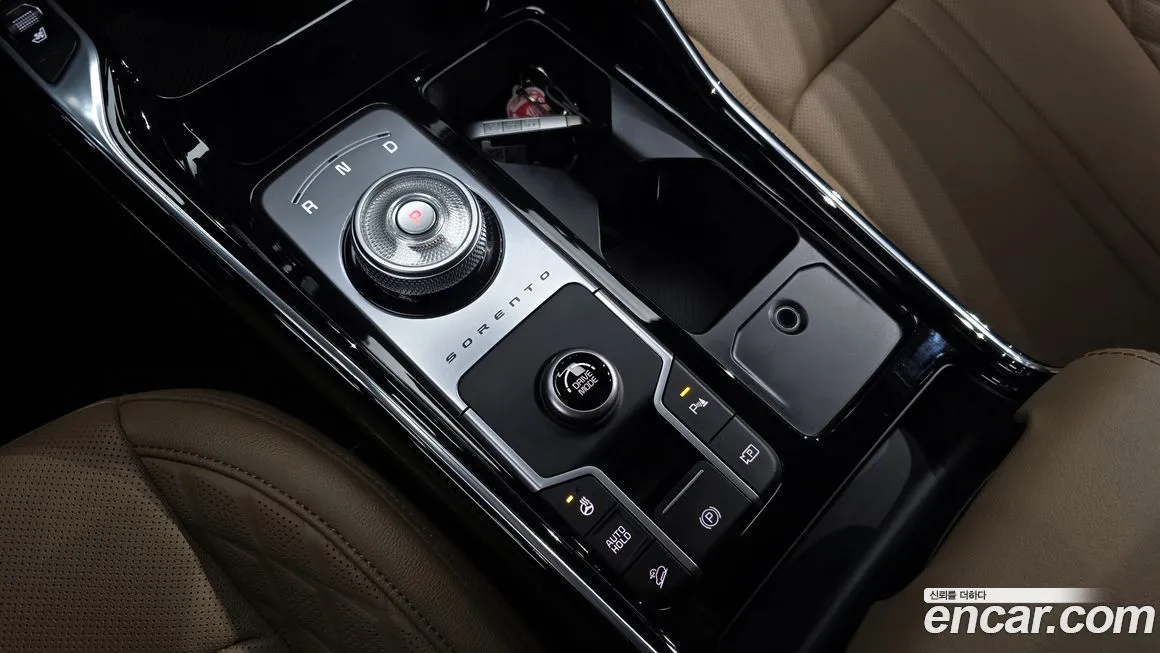 Kia Sorento — фото 6
