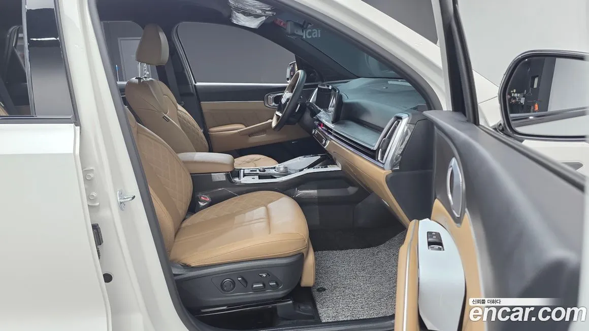 Kia Sorento — фото 7