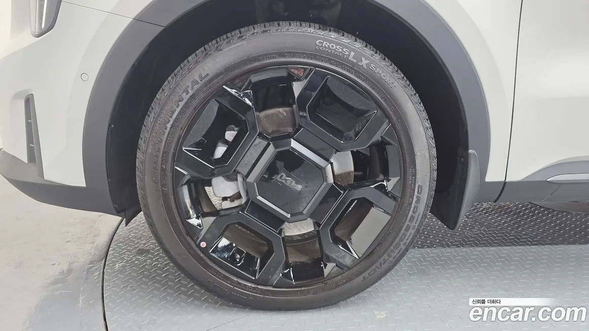 Kia Sorento — фото 6