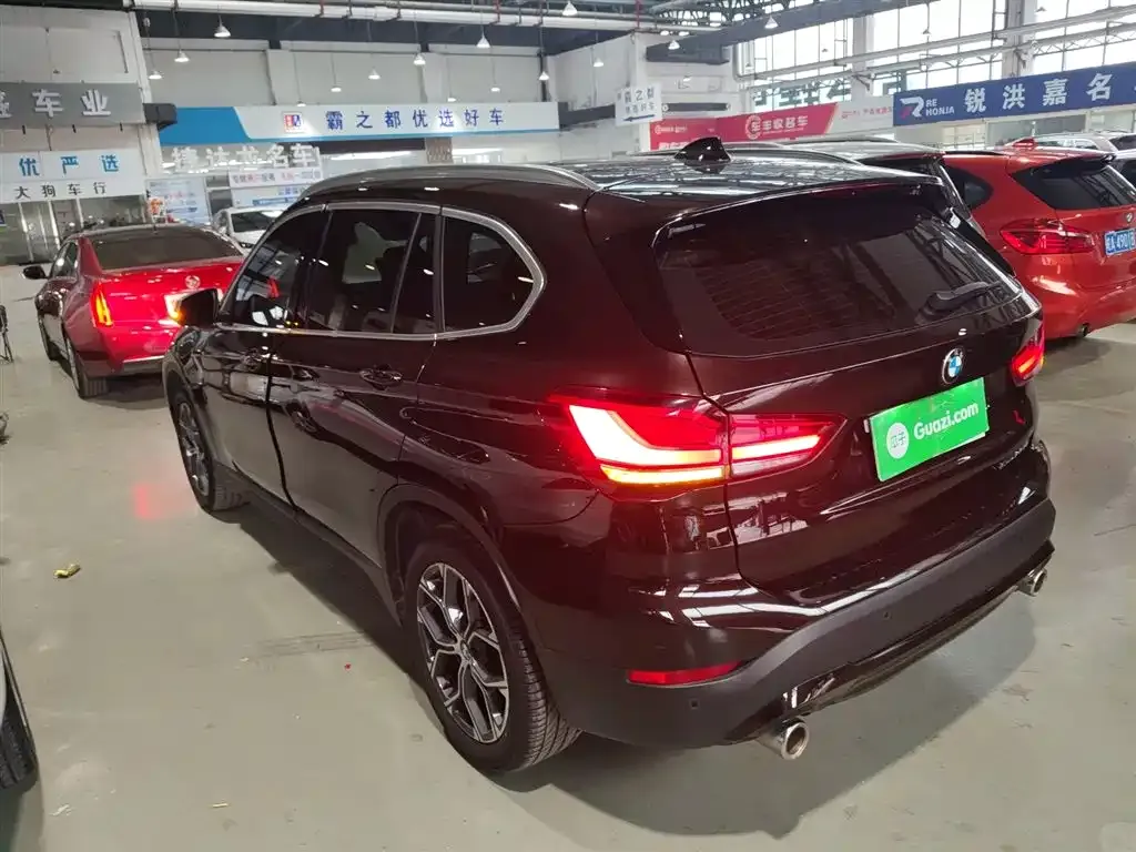BMW X1 — фото 10