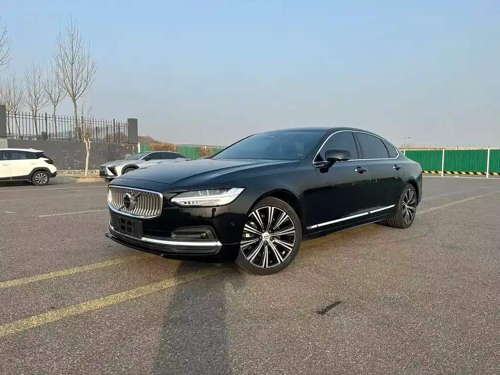 Volvo S90 — фото 9