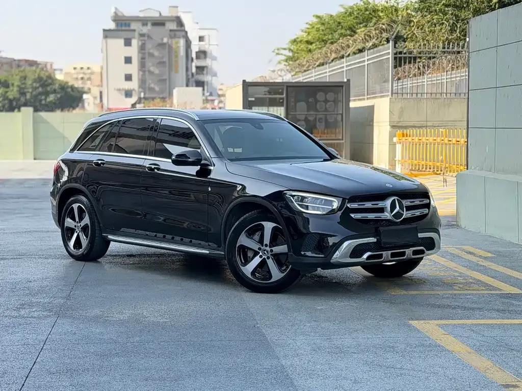Mercedes-Benz GLC — фото 1