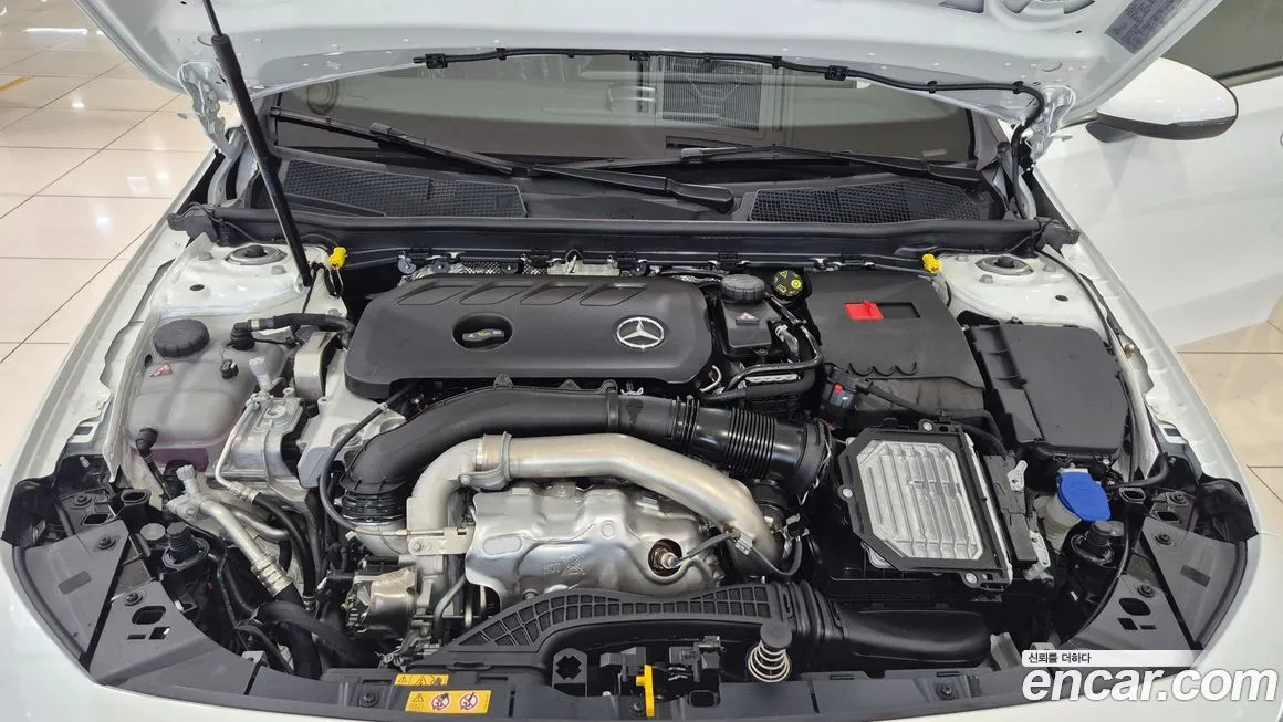 Mercedes-Benz A-Class — фото 10