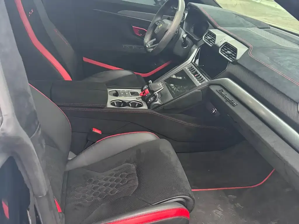 Lamborghini Urus — фото 4