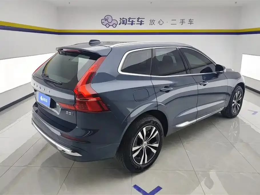 Volvo XC60 — фото 4