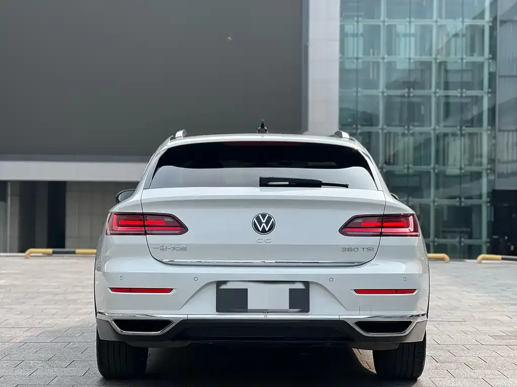 Volkswagen CC — фото 3