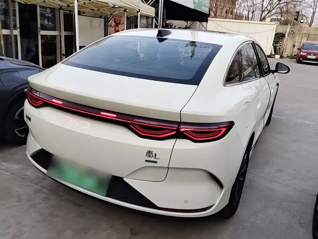 BYD Qin L — фото 3