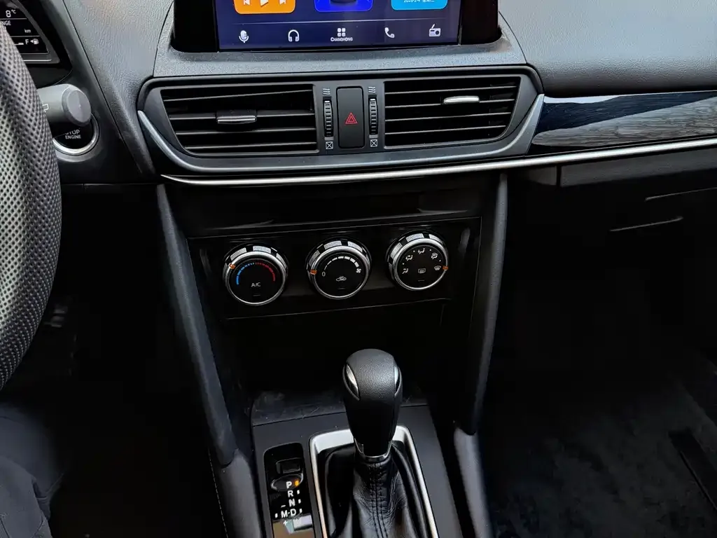 Mazda CX-4 — фото 2