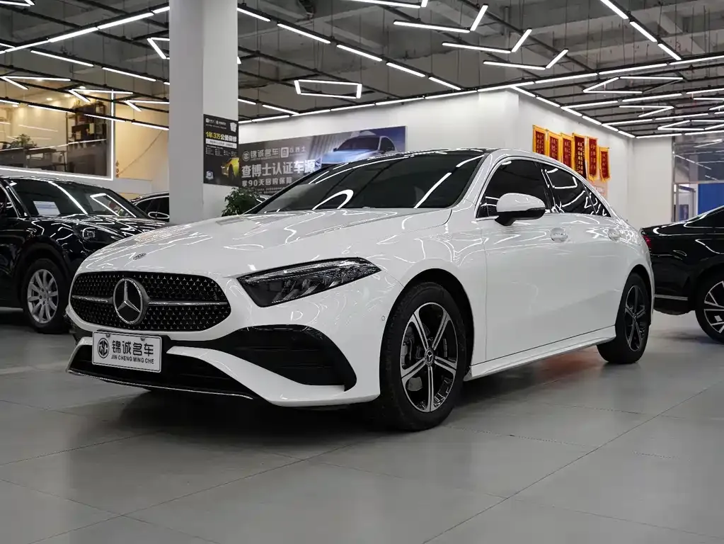 Mercedes-Benz A-Class — фото 1