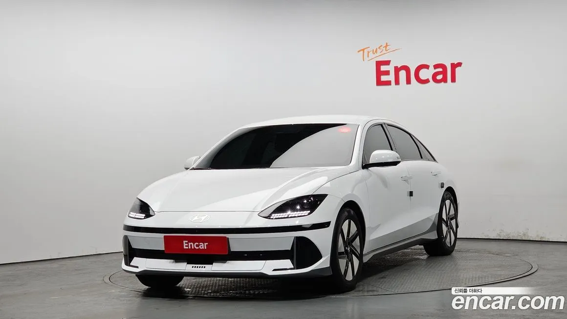 Hyundai Ioniq6 — фото 1