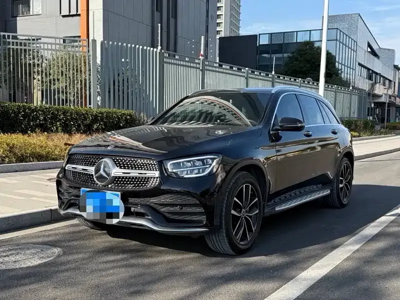 Mercedes-Benz GLC — фото 1