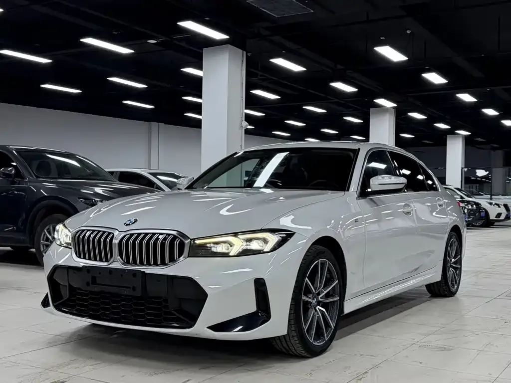 BMW 3 Series — фото 1