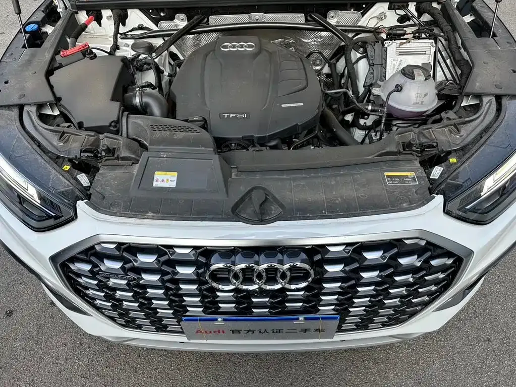 Audi Q5L Sportback — фото 9