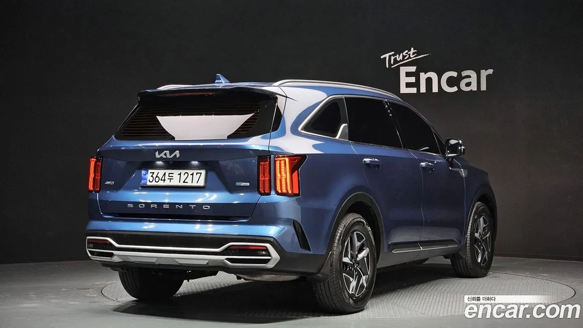 Kia Sorento — фото 7