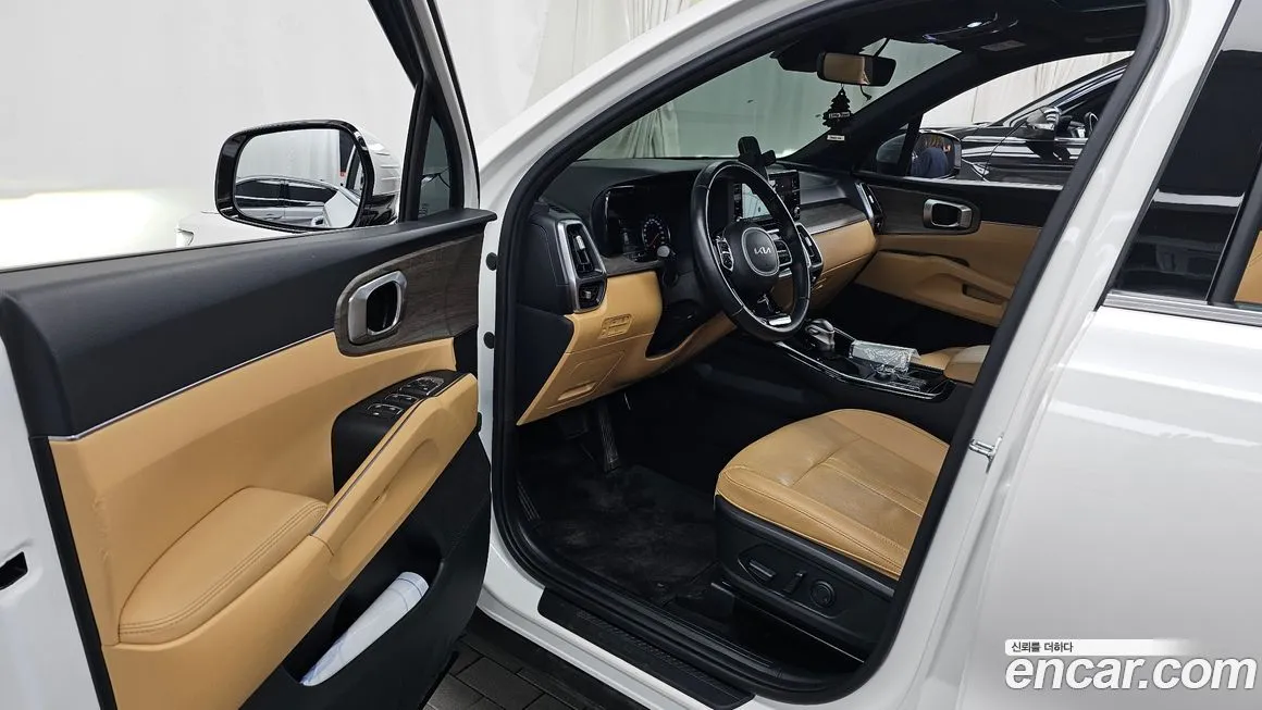 Kia Sorento — фото 9
