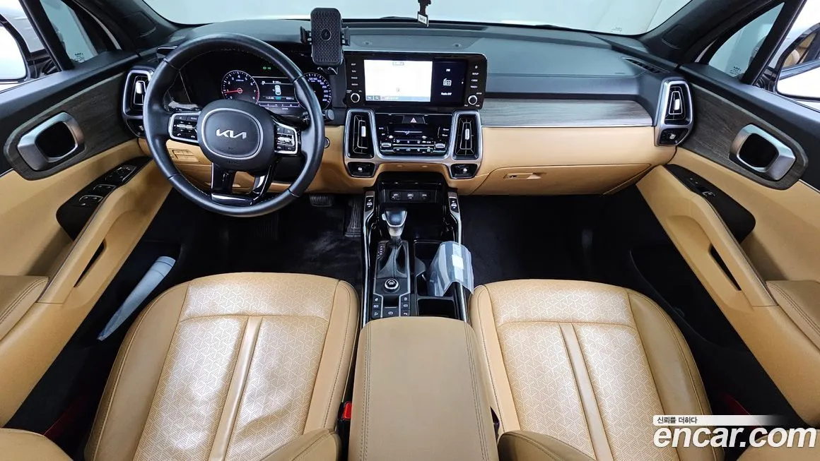 Kia Sorento — фото 8