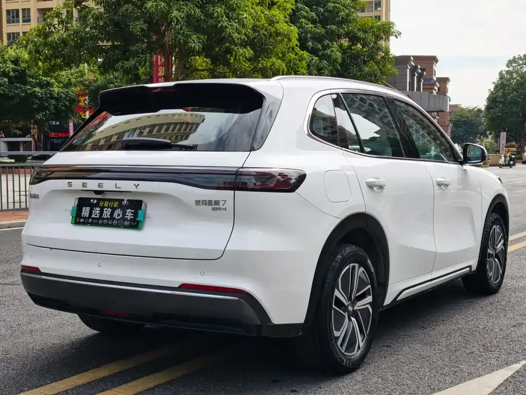 Geely Galaxy Xingjian 7 — фото 10