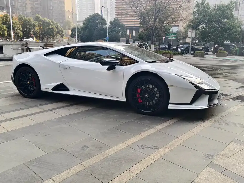 Lamborghini Huracan — фото 3