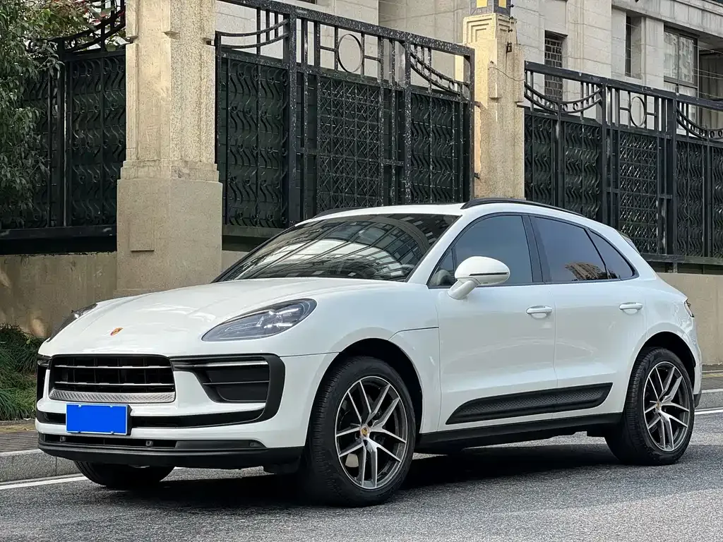 Porsche Macan — фото 1
