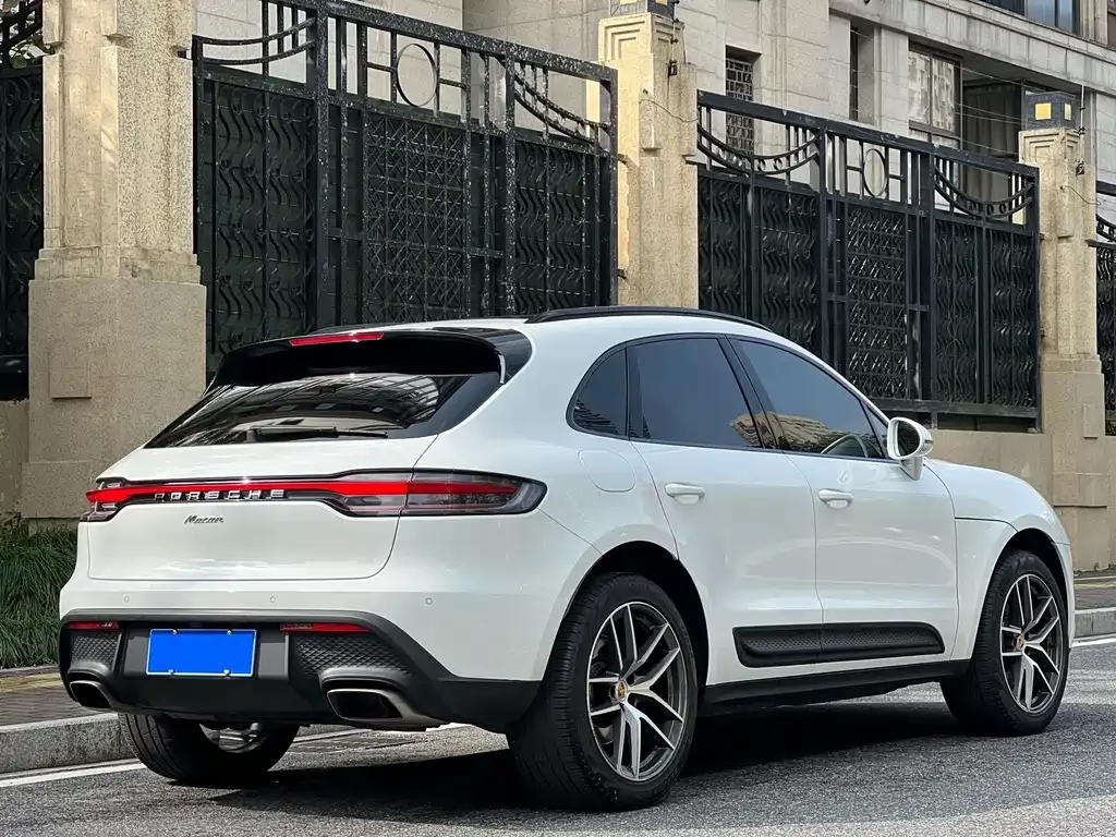 Porsche Macan — фото 10