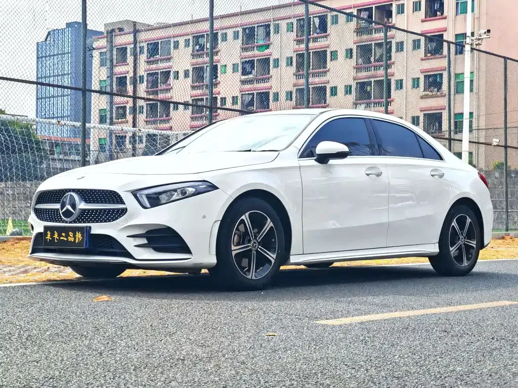 Mercedes-Benz A-Class — фото 1