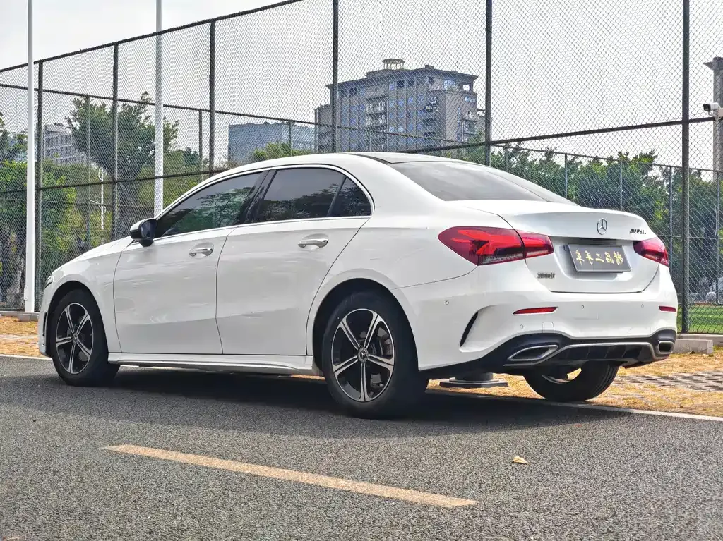 Mercedes-Benz A-Class — фото 8