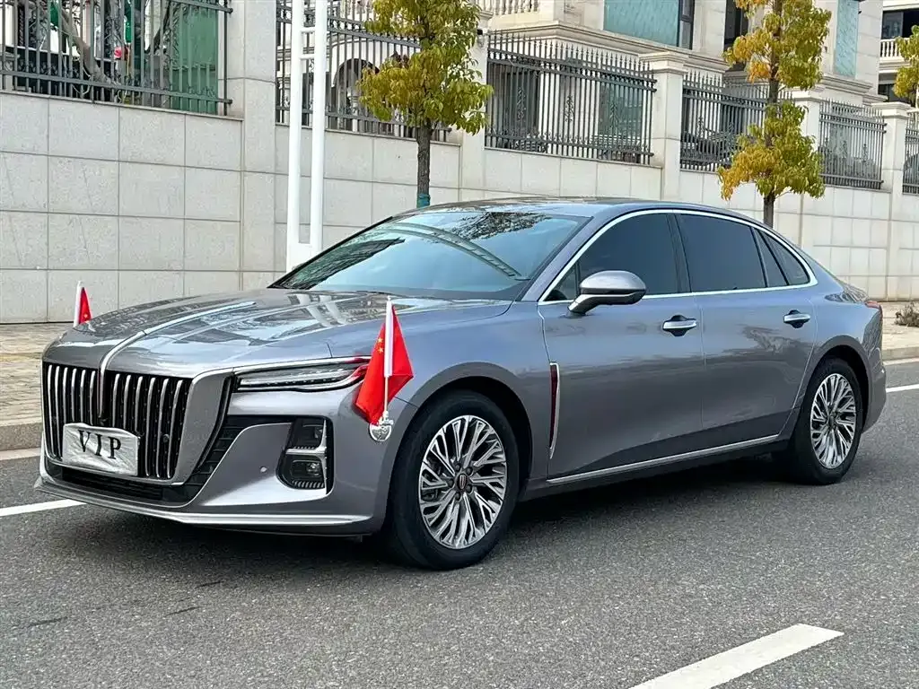 Hongqi H5 — фото 1