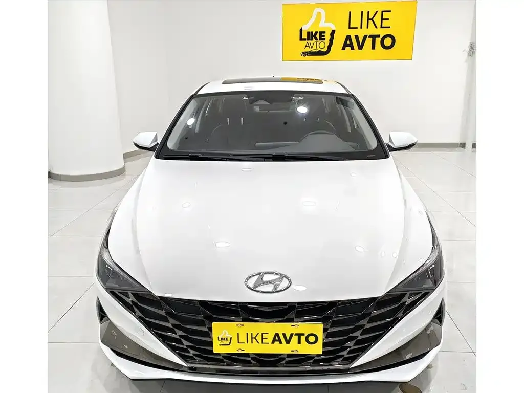 Hyundai Elantra — фото 2