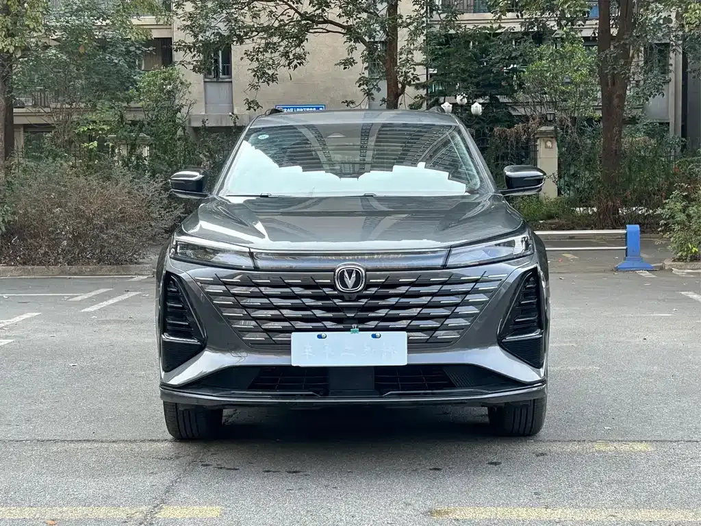 Changan CS75PLUS — фото 5