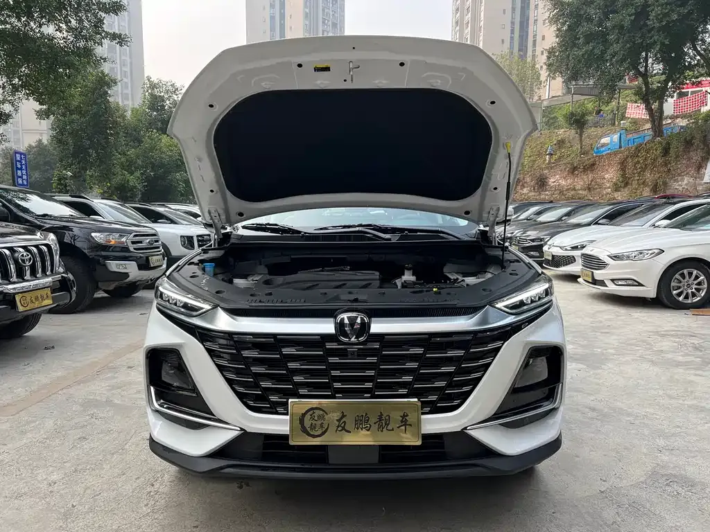 Changan CS75 — фото 3