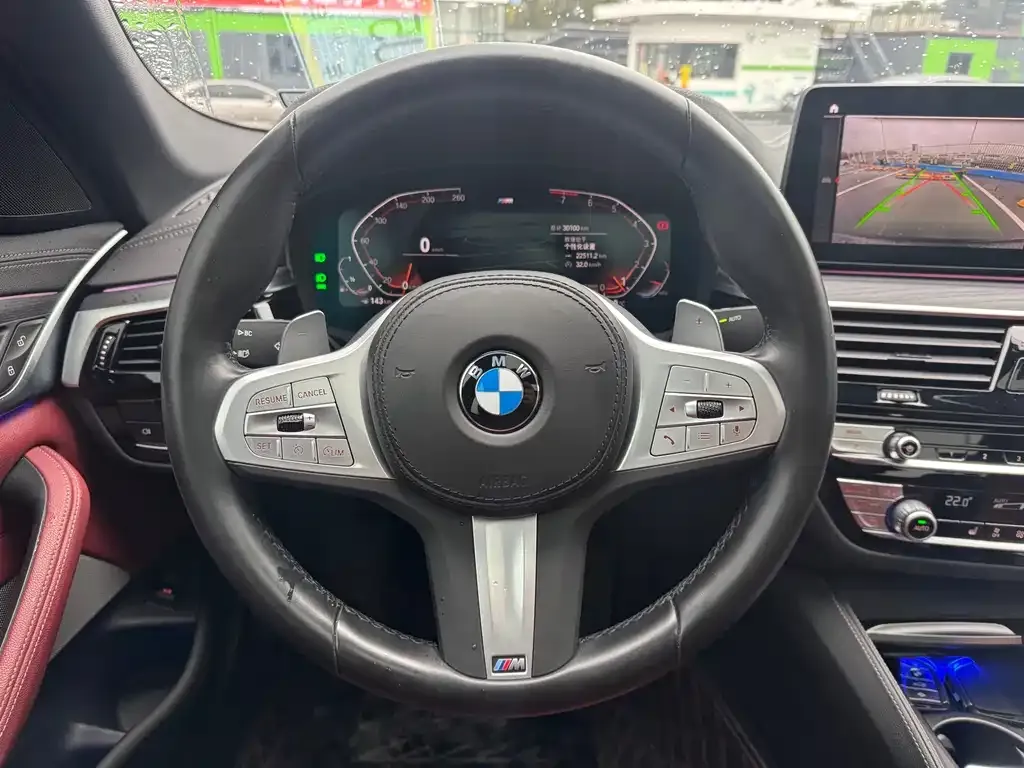 BMW 5 Series — фото 10