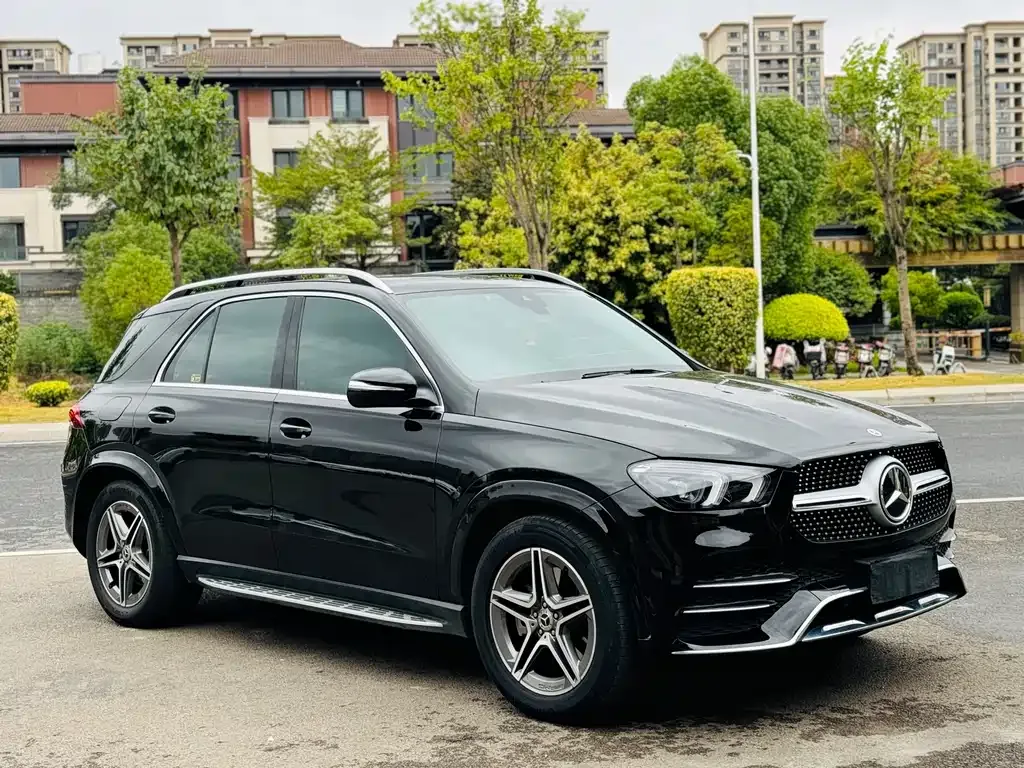 Mercedes-Benz GLE — фото 7