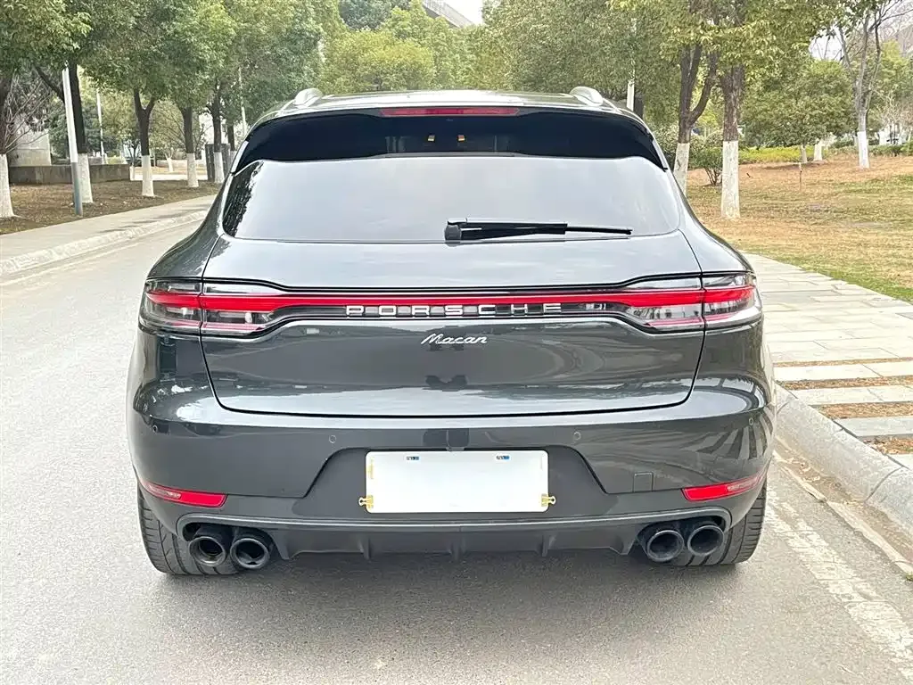 Porsche Macan — фото 9