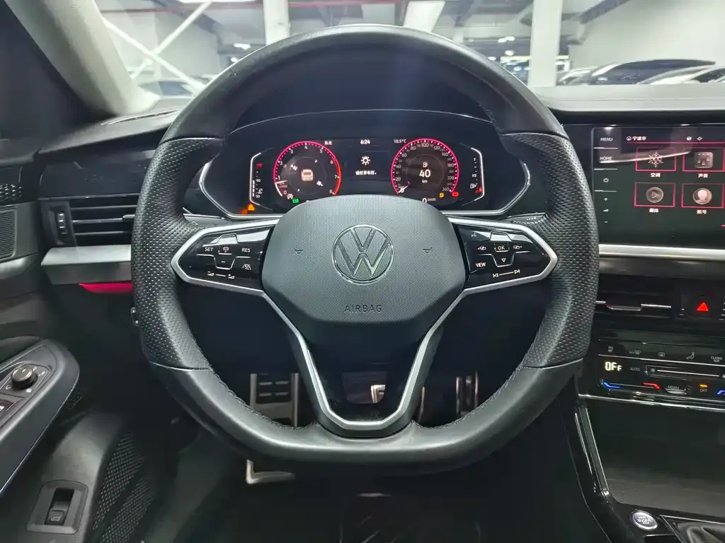 Volkswagen Passat — фото 6