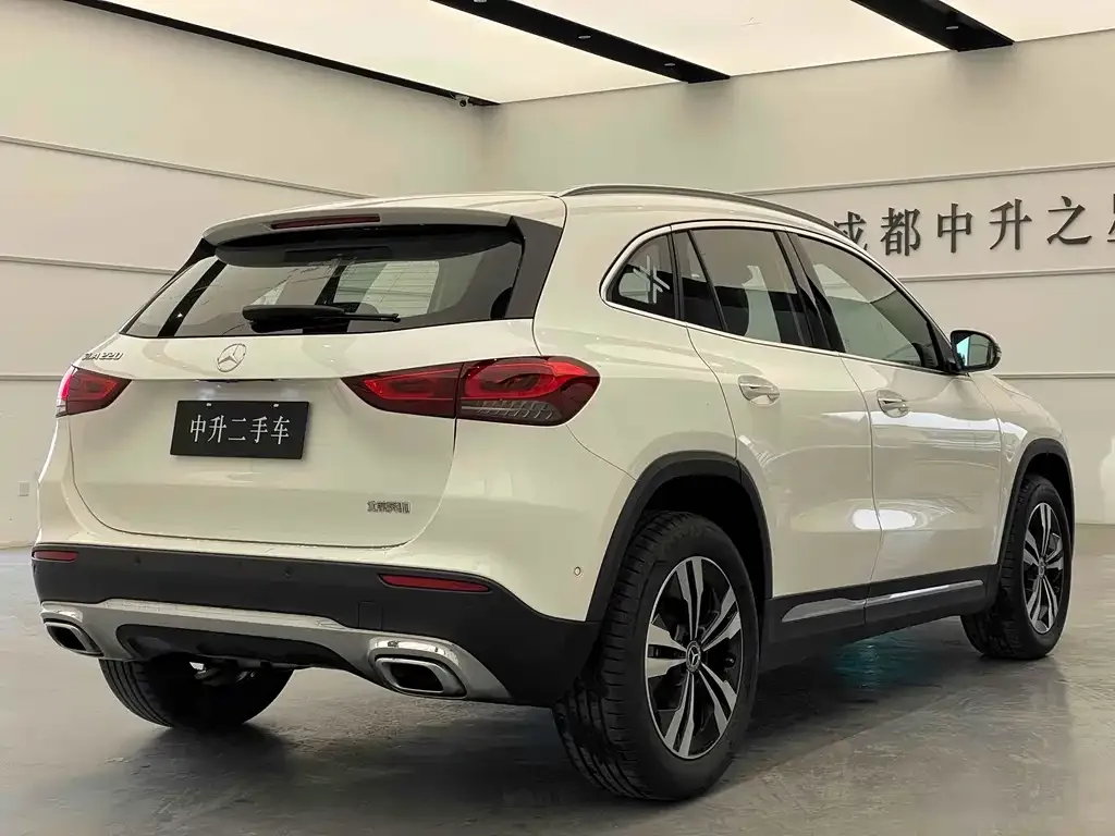 Mercedes-Benz GLA — фото 5
