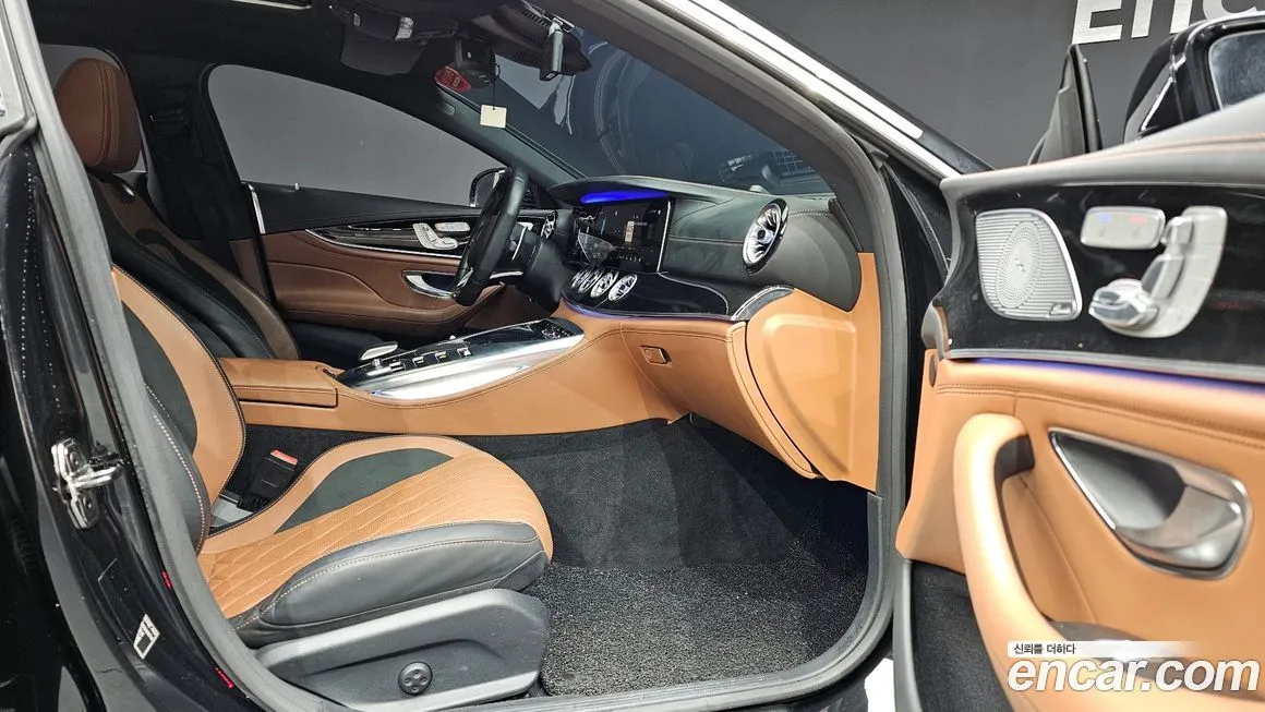 Mercedes-Benz AMG GT — фото 8