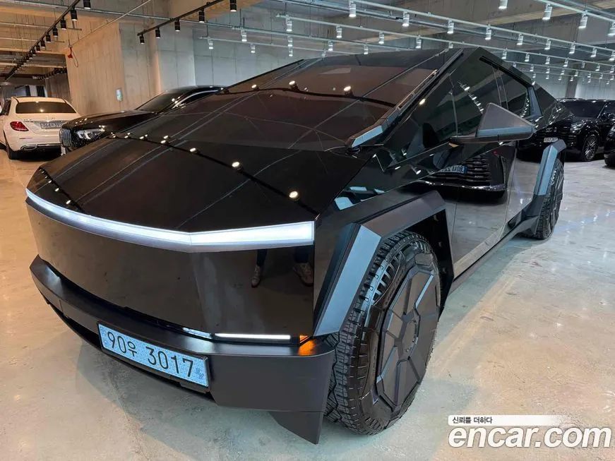 Tesla Cybertruck — фото 3