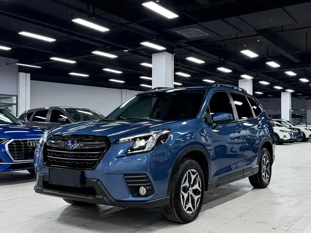 Subaru Forester — фото 1
