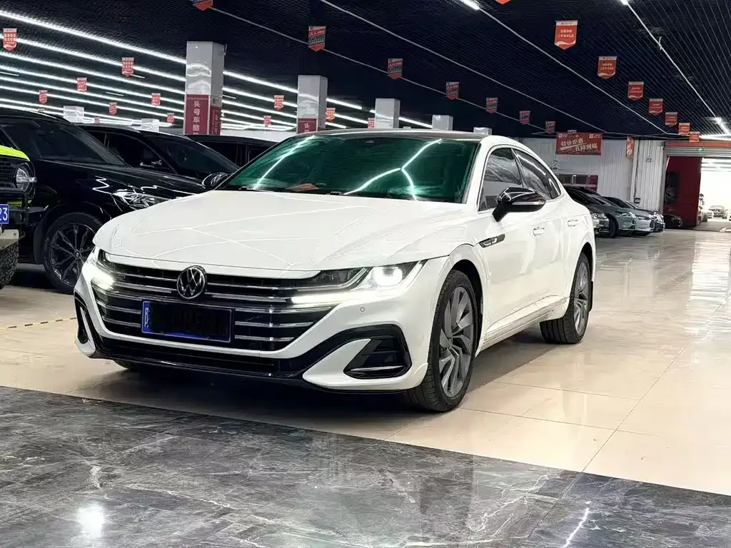 Volkswagen CC — фото 1