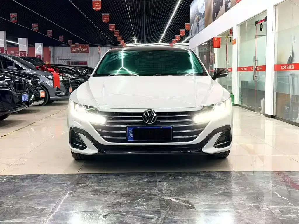 Volkswagen CC — фото 9