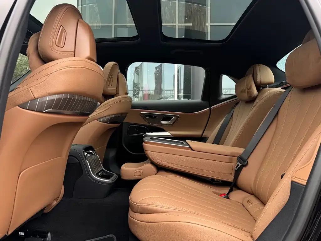 Mercedes-Benz E-Class New Energy — фото 2