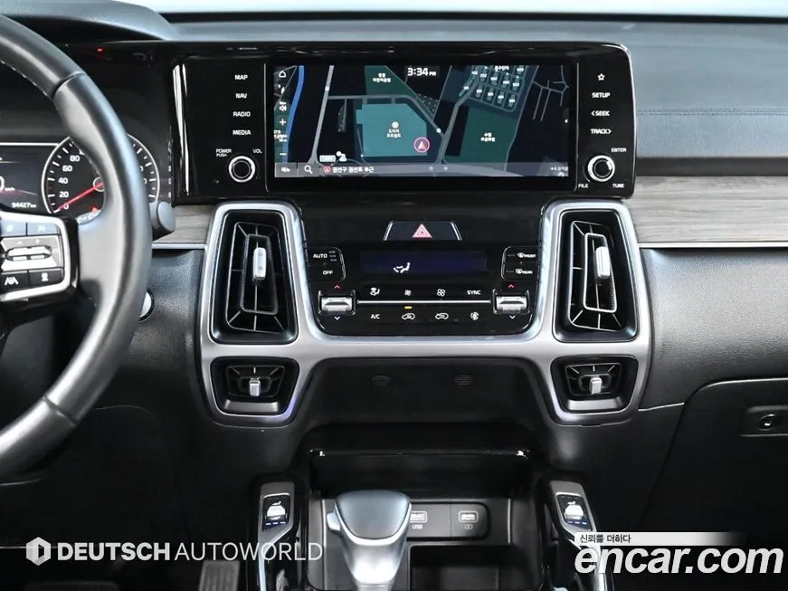 Kia Sorento — фото 9