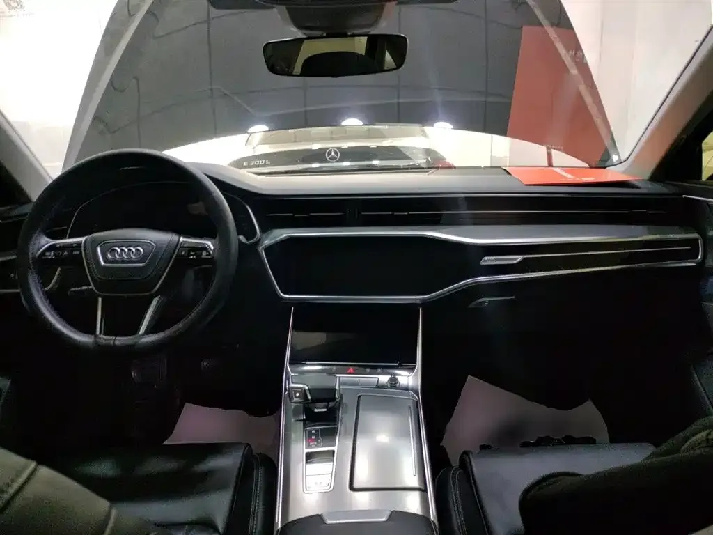 Audi A6L — фото 2