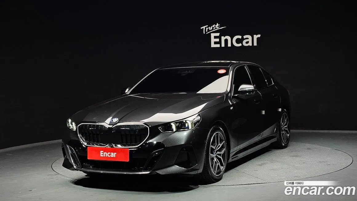 BMW i5 — фото 1