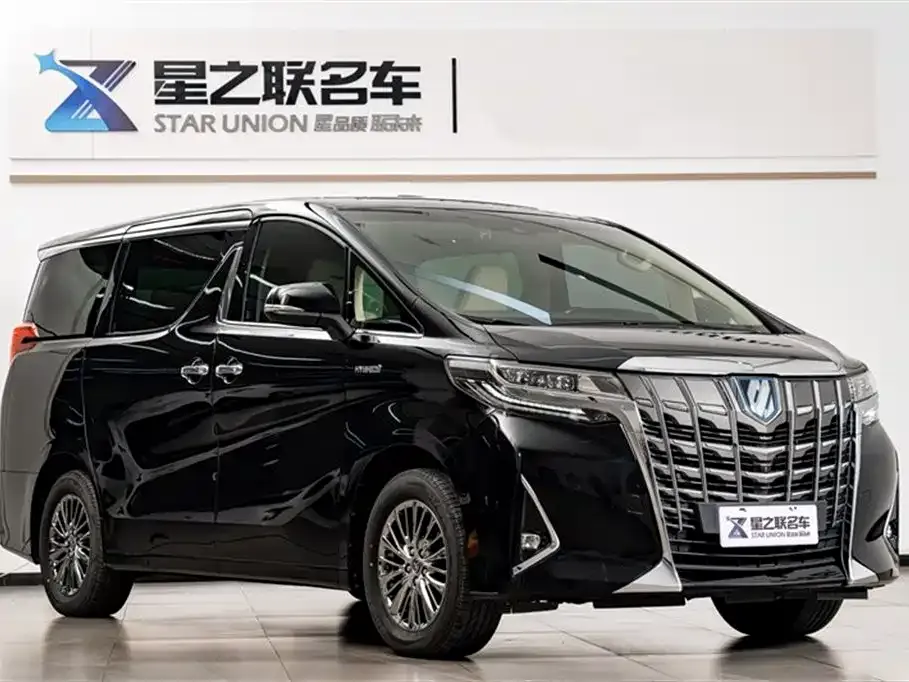 Toyota Alphard — фото 8