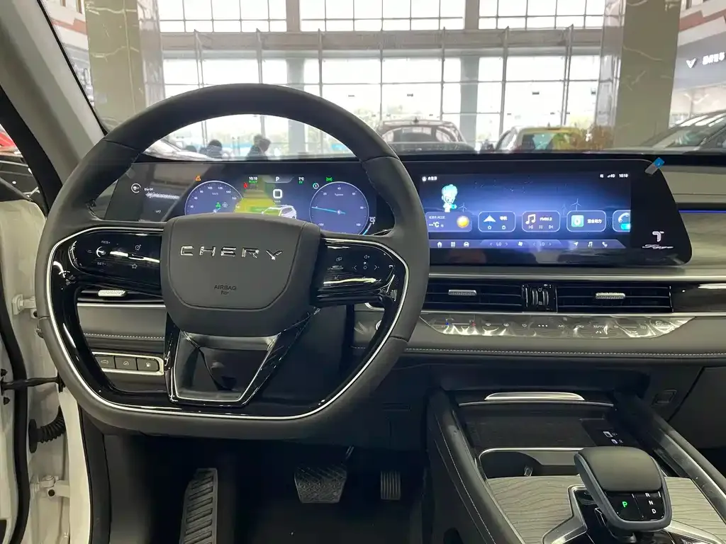 Chery Tiggo 8 PRO NEV — фото 8