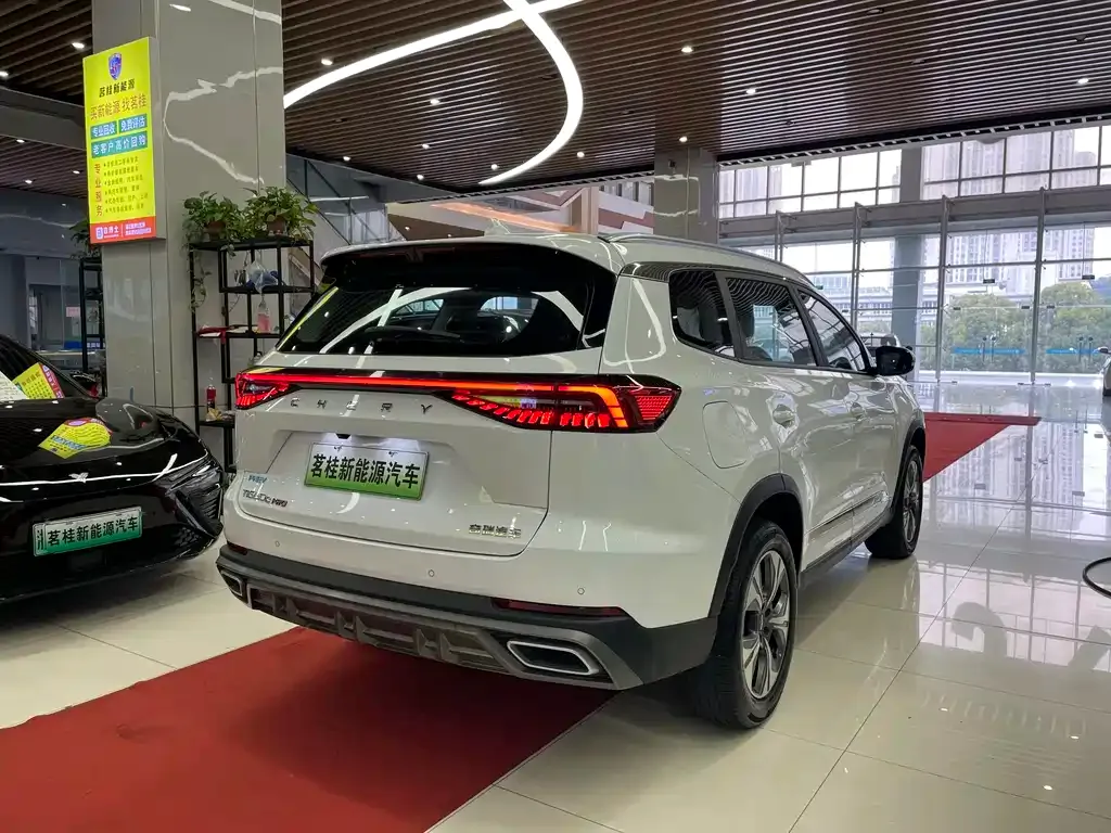 Chery Tiggo 8 PRO NEV — фото 9