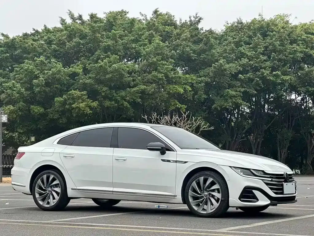 Volkswagen CC — фото 8