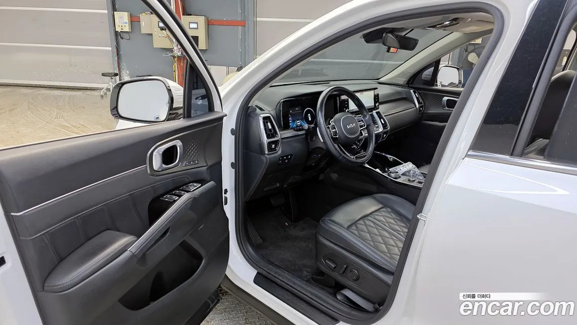 Kia Sorento — фото 10